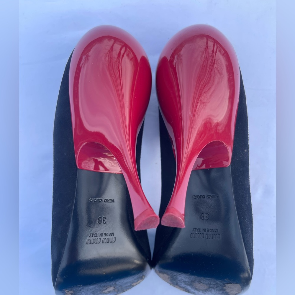 Pre-Owned Miu Miu Colorblock Pumps Black Suede Wi… - image 8